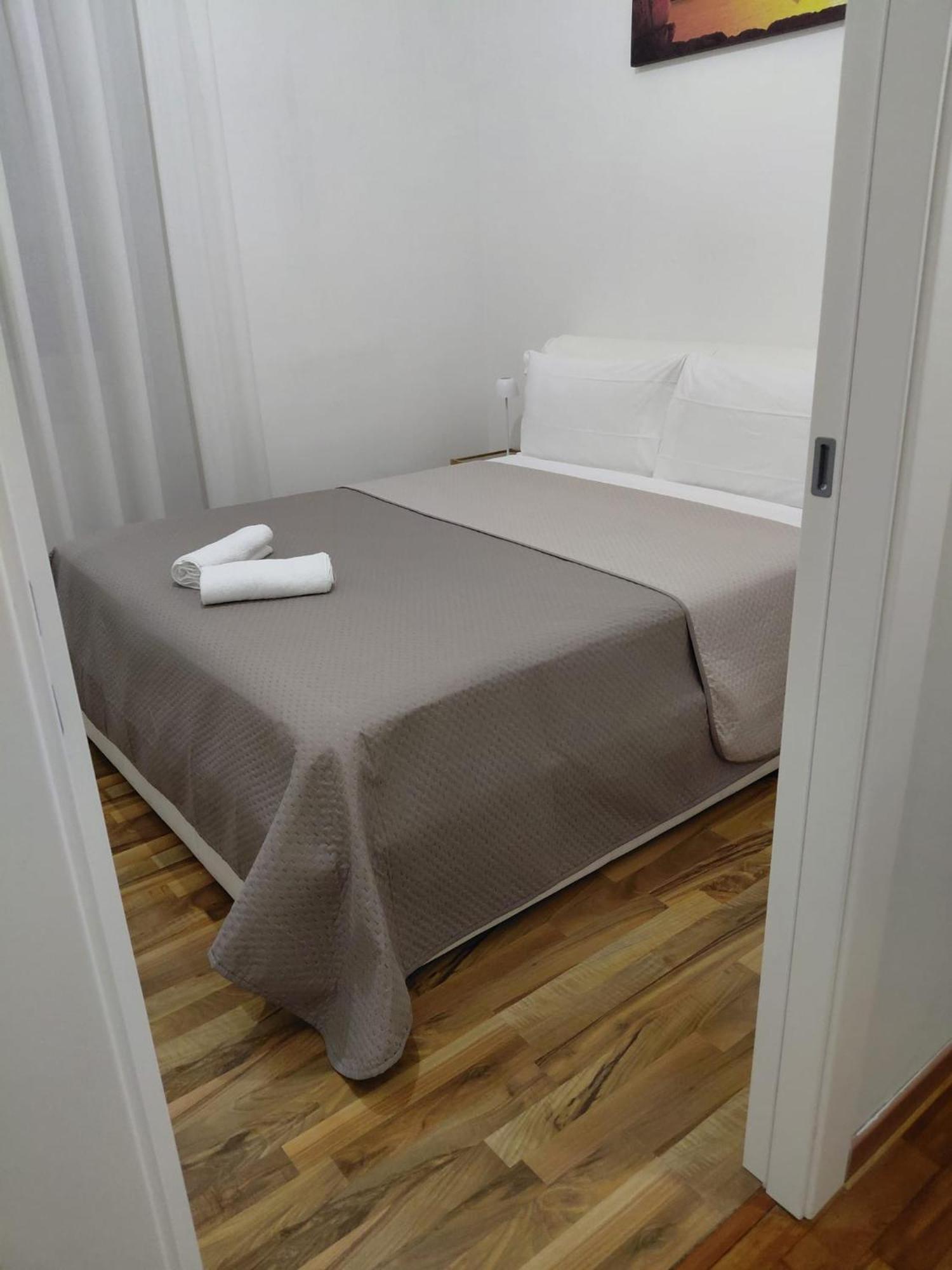 Colosseo Guest House Gil Roma Exterior foto